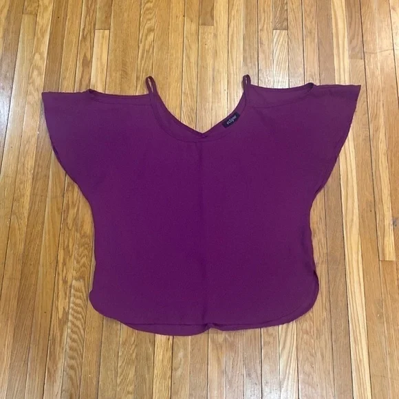 Cold Shoulder Top Purple - Picture 1 of 10